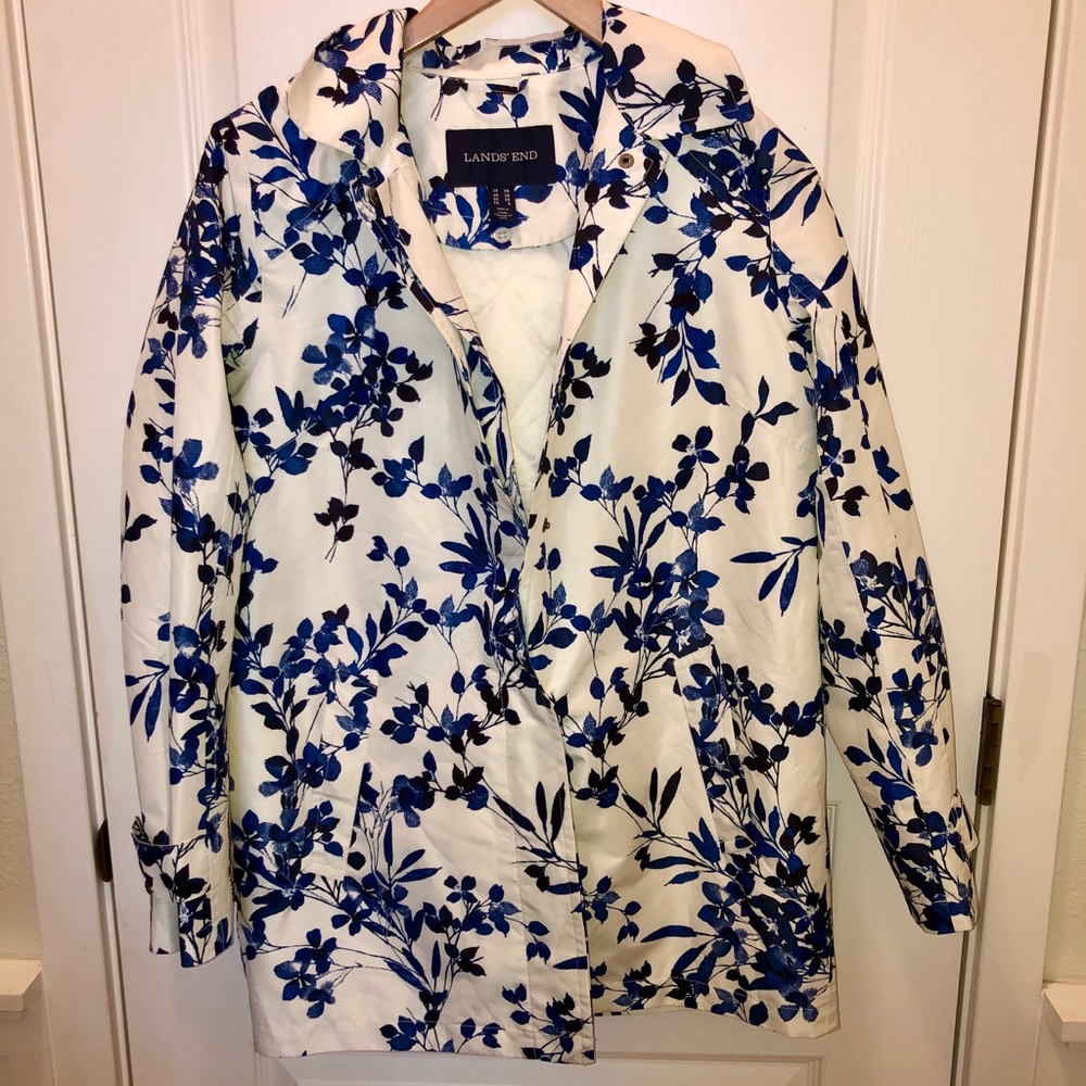 Lands’ End Raincoat